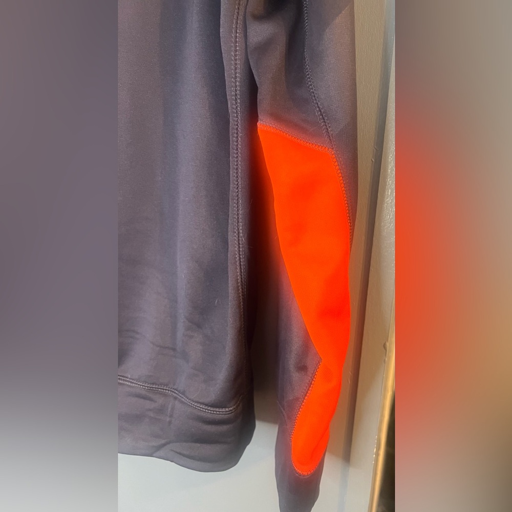NFL / Therma-Fit Nike Men's Navy and Orange Bears Hoodie Jacket - Picture 9 of 15